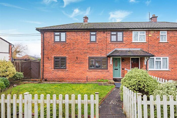 3 Bedroom Semi-Detached House For Sale In Choseley Road, Knowl Hill, RG10