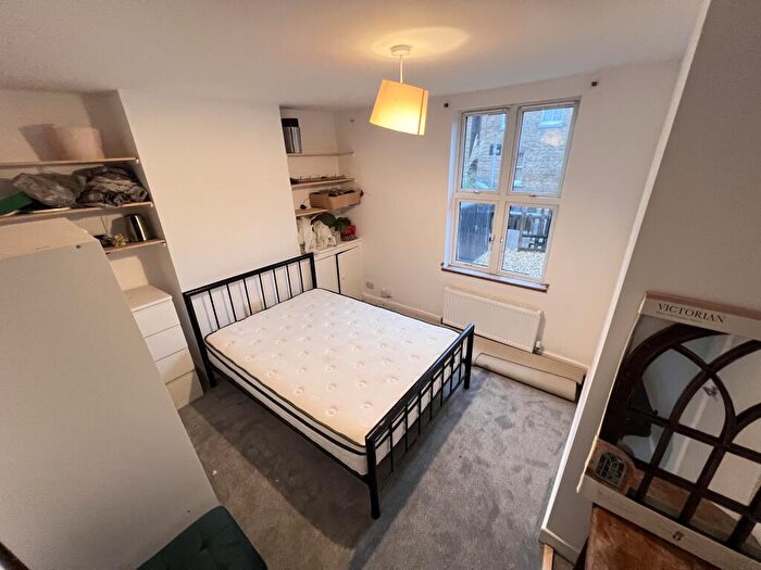 5 Bedroom House To Rent In Mill Street, Oxford, OX2