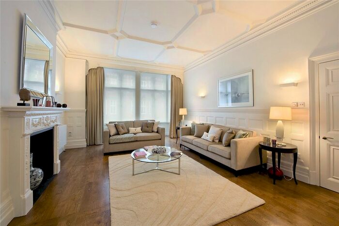 1 Bedroom Flat To Rent In Mount Street, London, W1K