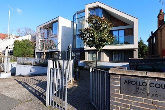 2 Bedroom Flat For Sale In Apollo Court, Edgwarebury Lane, Edgware, Middlesex, HA8