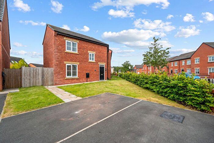 3 Bedroom Semi-Detached House For Sale In Colliers Way, Leigh, WN7