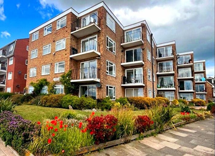 2 Bedroom Apartment For Sale In Eastern Esplanade, Thorpe Bay, Southend-On-Sea, Essex, SS1