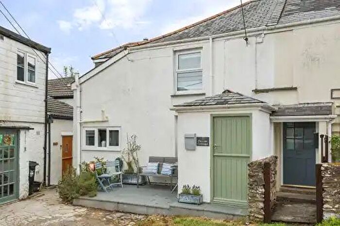 2 Bedroom Cottage To Rent In New Row, Falmouth, TR11