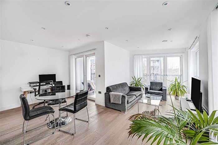 2 Bedroom Flat To Rent In Wenlock Road, Wenlock Road, N1