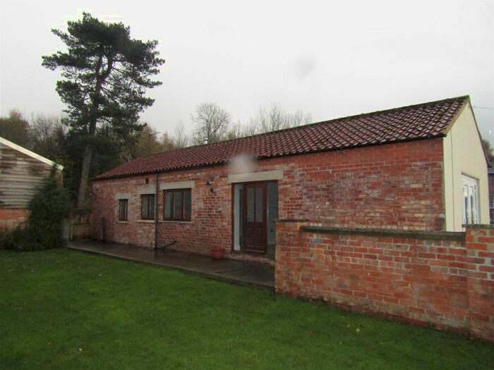 2 Bedroom Detached Bungalow To Rent In Pilmoor, York, YO61