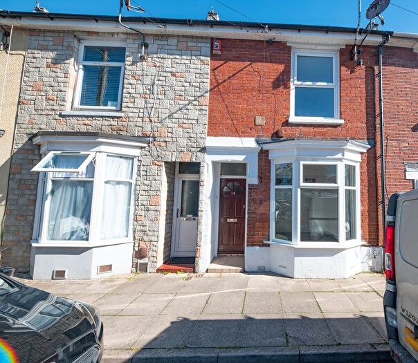 3 Bedroom Terraced House To Rent In Harold Road, Southsea, PO4