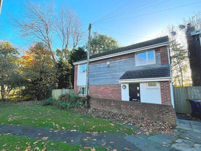 4 Bedroom Detached House To Rent In Finchale Road, Framwellgate Moor, Durham, DH1