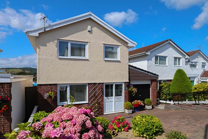 3 Bedroom Detached House For Sale In Hafan Werdd, Caerphilly, CF83
