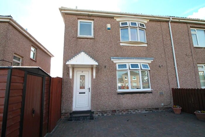 3 Bedroom Semi-Detached House For Sale In Thirlmere Crescent, Shiney Row, Houghton Le Spring, DH4