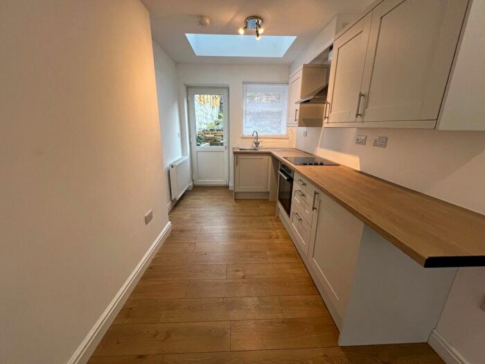 3 Bedroom Terraced House For Sale In Primrose Street Tonypandy - Tonypandy, CF40