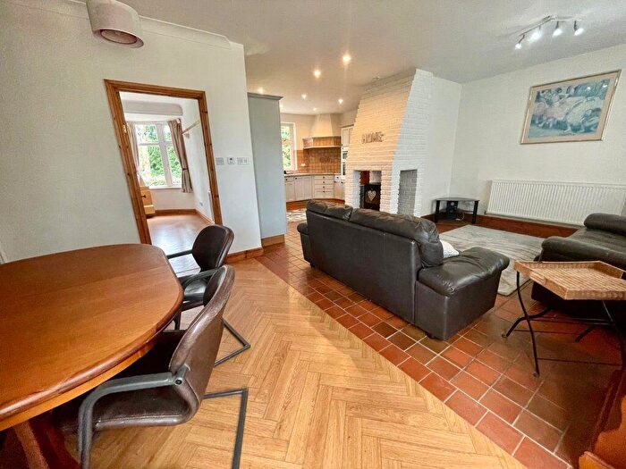 4 Bedroom House To Rent In Four Double Bedroom Student House (), P07