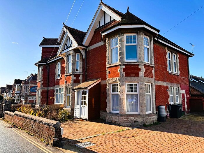 2 Bedroom Flat For Sale In Ulwell Road, Swanage, BH19