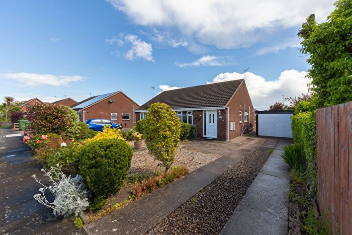 1 Bedroom Semi-Detached Bungalow For Sale In Burnham Close, Blyth, NE24