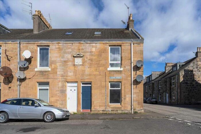 1 Bedroom Apartment For Sale In Kelvin Street, Grangemouth, FK3