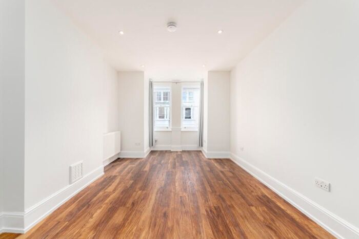 2 Bedroom Flat To Rent In Fairmead Road, London, N19