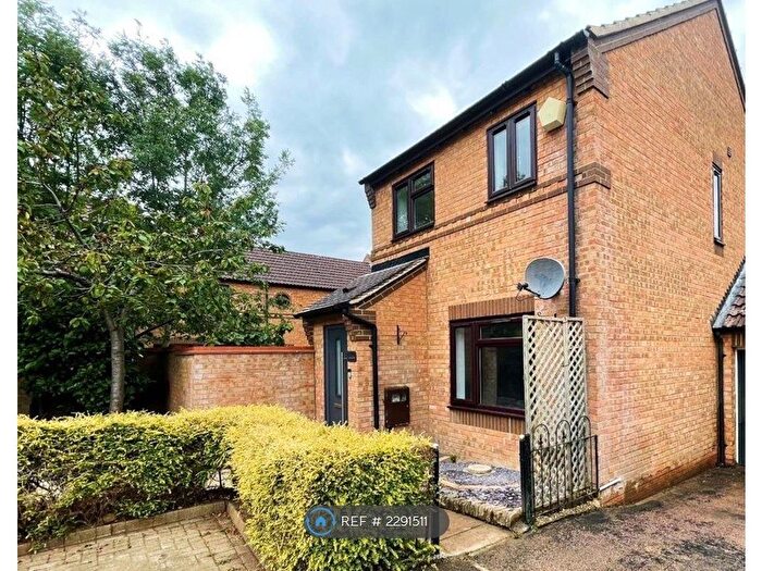 3 Bedroom Detached House To Rent In Rillington Gardens, Milton Keynes, MK4