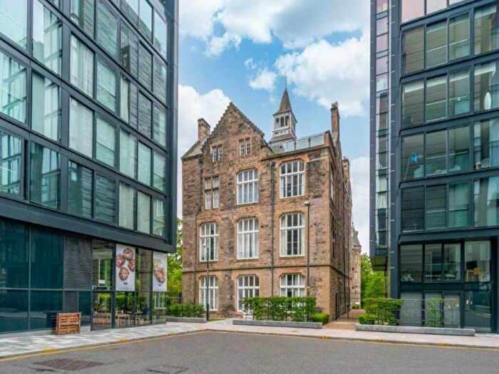 2 Bedroom Flat To Rent In Simpson Loan, Quartermile, Edinburgh, EH3