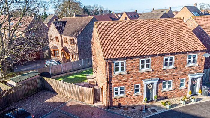 3 Bedroom Semi-Detached House For Sale In Manor Court, Barlby, North Yorkshire, YO8