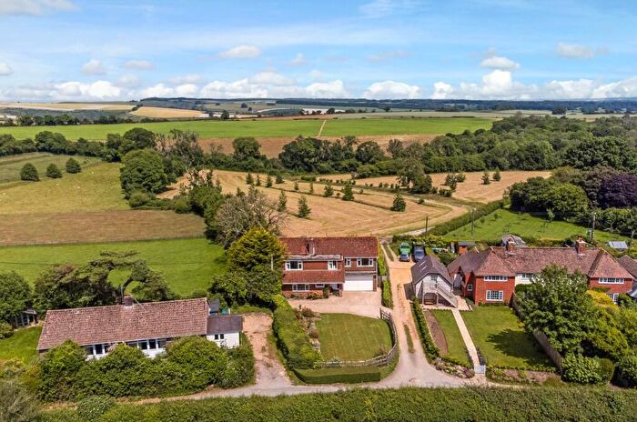4 Bedroom Detached House For Sale In Green Lane, Salisbury, SP5