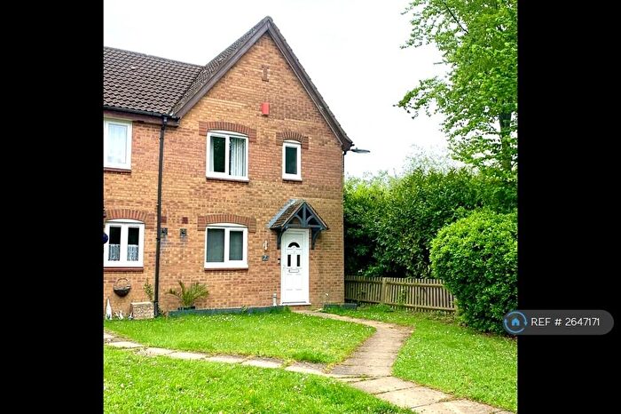 3 Bedroom End Of Terrace House To Rent In Mosaic Close, Southampton, SO19