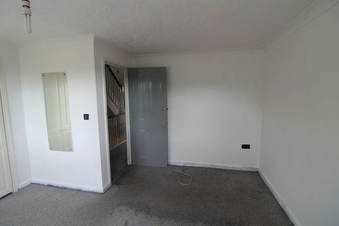 4 Bedroom Terraced House To Rent In Redbourne Drive, Thamesmead SE28