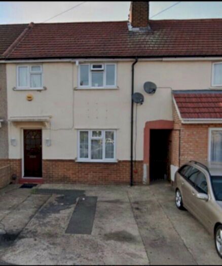 3 Bedroom Terraced House To Rent In Belfast Avenue, Slough SL1