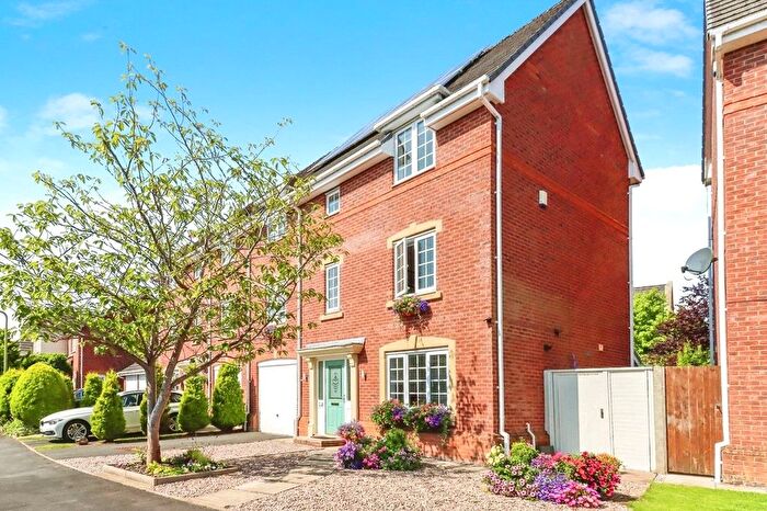 5 Bedroom Semi-Detached House For Sale In Bentley Drive, Oswestry, Shropshire, SY11