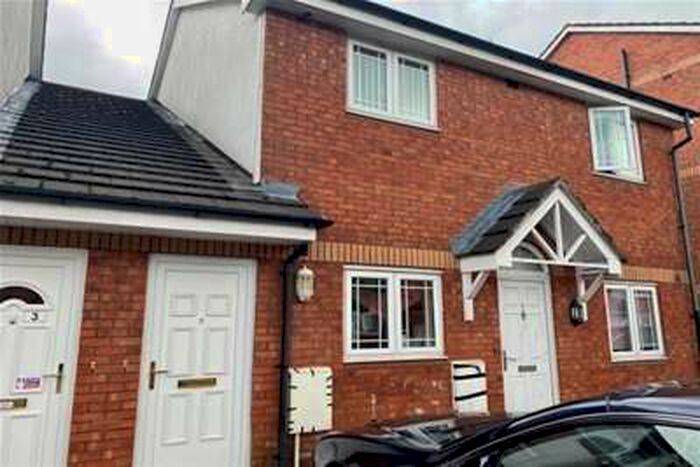 2 Bedroom Flat To Rent In Apple Blossom Grove, Cadishead, M44