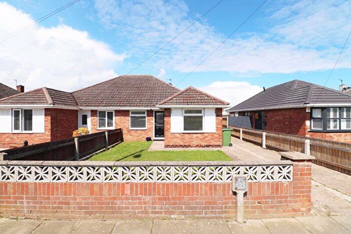 3 Bedroom Semi-Detached Bungalow To Rent In Coniston Avenue, Scartho, DN33