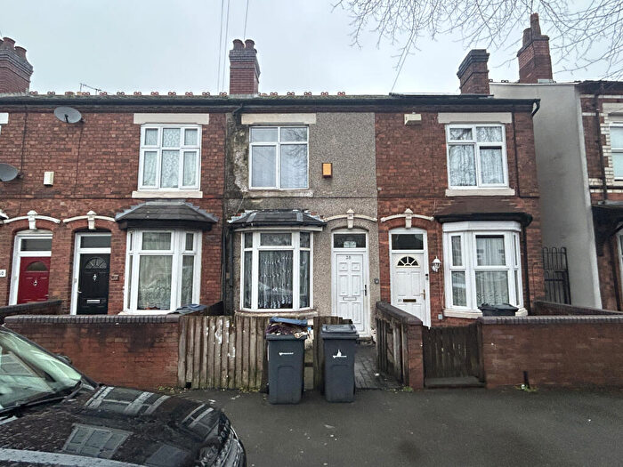 4 Bedroom Terraced House For Sale In Beeton Road, Birmingham, West Midlands, B18