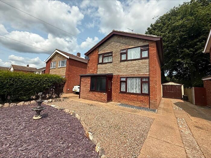 4 Bedroom Detached House For Sale In Byron Way, Caister-on-sea, NR30