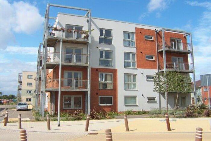 2 Bedroom Flat To Rent In Hyde Grove, Dartford, DA1