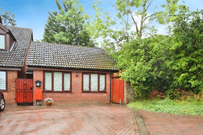 1 Bedroom Maisonette To Rent In Isis Close, Winnersh, RG41