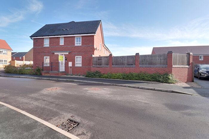 3 Bedroom Semi-Detached House For Sale In Suthard Way, Hednesford, Cannock, WS12