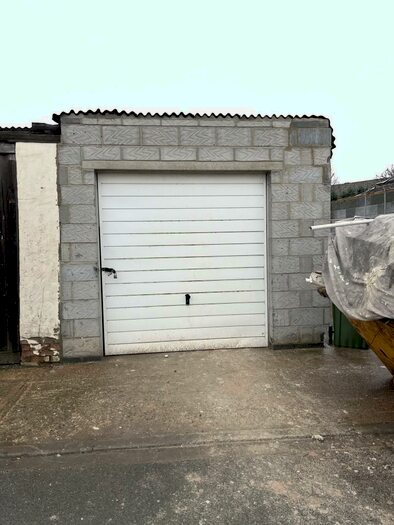 Garage / Parking To Rent In Garage To Rent On Elizabeth Terrace, Wisbech, PE13