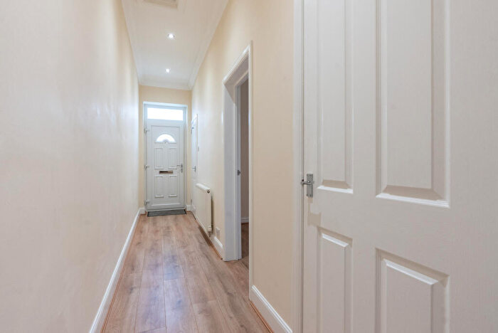 1 Bedroom Flat For Sale In Hamilton Road, Bellshill, ML4