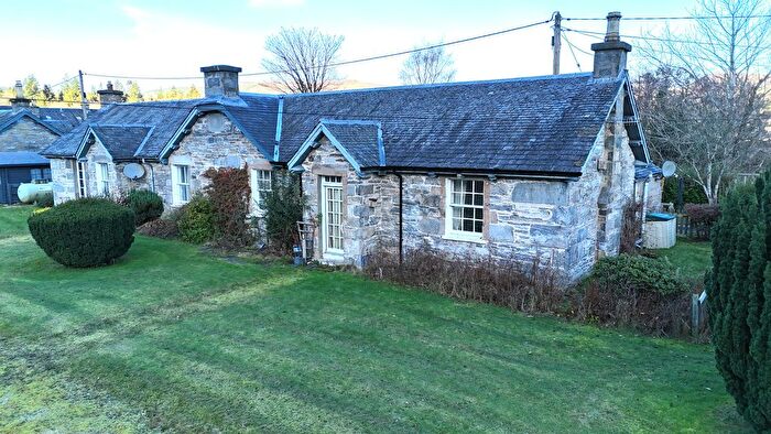 2 Bedroom Semi-Detached Bungalow For Sale In Blair Atholl, Pitlochry, PH18
