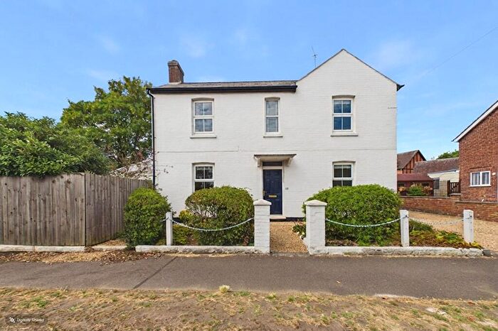 3 Bedroom Detached House For Sale In St. Neots Road, Eaton Ford, St. Neots, Cambridgeshire, PE19