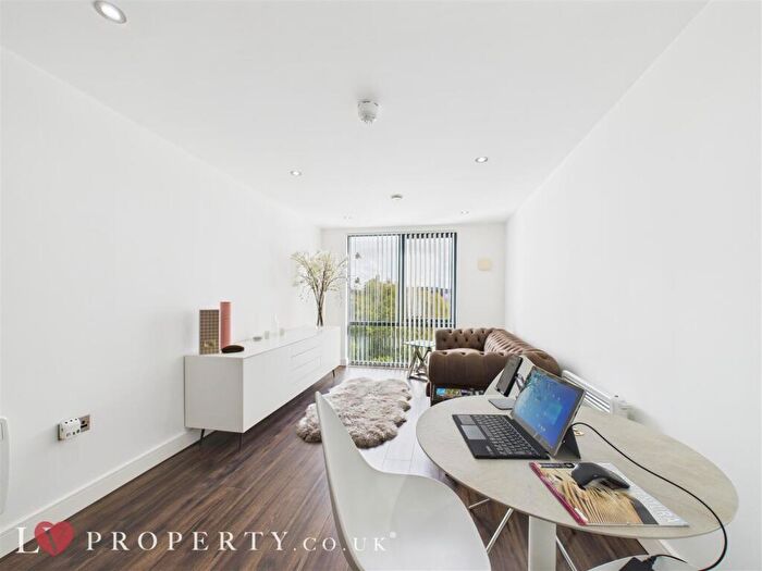 1 Bedroom Apartment For Sale In Holliday Street, Birmingham, B1