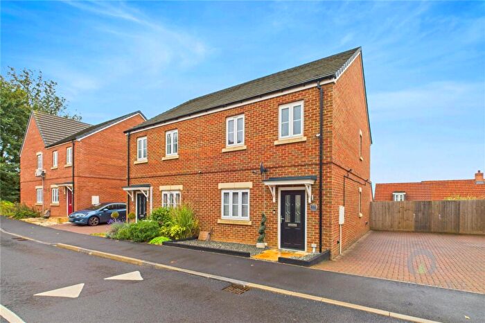 3 Bedroom Semi-Detached House For Sale In Foster Way, Kettering, Northamptonshire, NN15