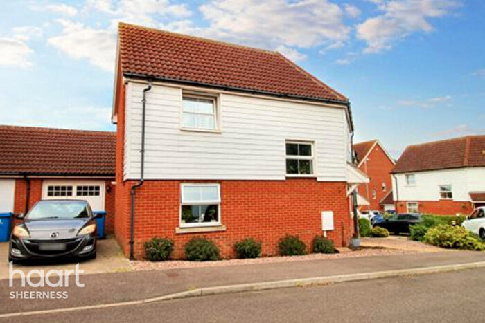 3 Bedroom Detached House For Sale In Cliffhouse Avenue, Minster, ME12