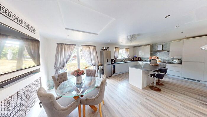 4 Bedroom Semi-Detached House For Sale In Victoria Road, Horndon-On-The-Hill, Essex, SS17