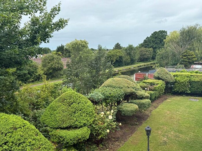 1 Bedroom Flat For Sale In Cornmill Lodge, Liverpool Road North, Maghull, L31