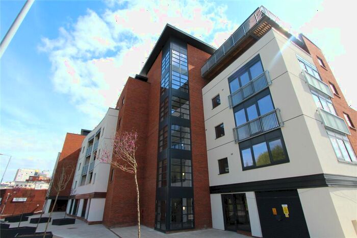 1 Bedroom Apartment To Rent In The Quadrant, Sand Pits, Birmingham, B1