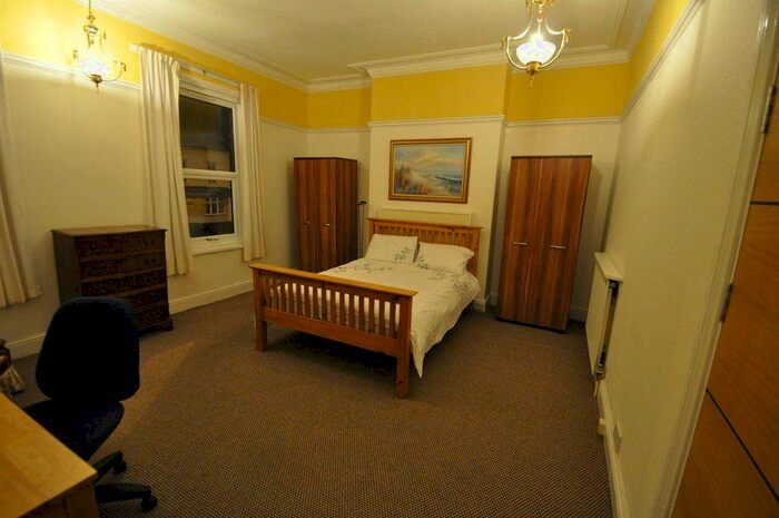 5 Bedroom Terraced House To Rent In Garstang Road, Preston, Lancashire, PR1