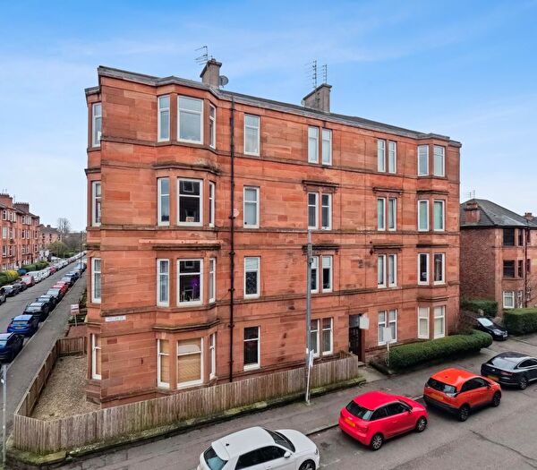 2 Bedroom Flat To Rent In Sinclair Drive, Shawlands, Glasgow, G42