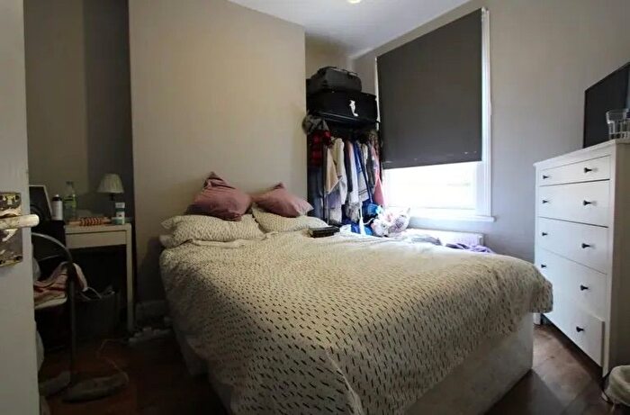 4 Bedroom Terraced House To Rent In Quicks Road, Wimbledon, SW19