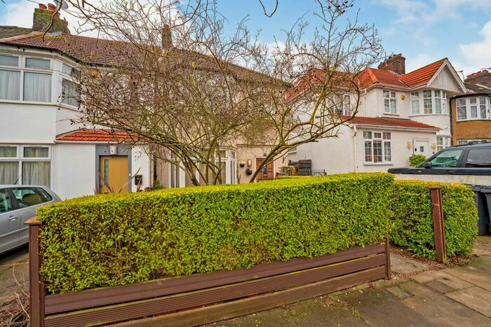 1 Bedroom Flat To Rent In Eastcote Avenue, Wembley, UB6