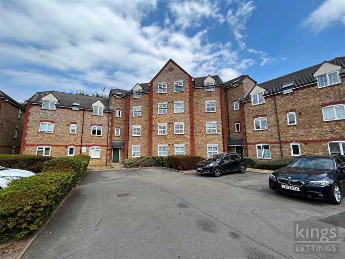 2 Bedroom Apartment To Rent In Victoria Gate, Harlow, CM17