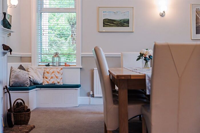 4 Bedroom Detached House For Sale In Macclesfield Road, Prestbury, Macclesfield, SK10